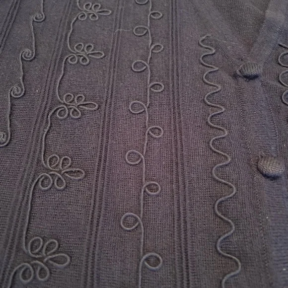 Vintage Koret Wool Blend Embroidered Navy Blue Sweater Vest - Picture 9 of 10